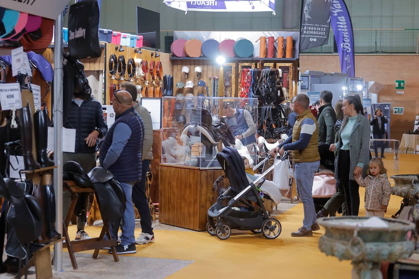 Preparativos para el SICAB en el Palacio de Congresos y Exposiciones de Sevilla