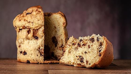 Solo un panettone de supermercado pasa el examen de la OCU: ¿cuál es y cuál es su precio?
