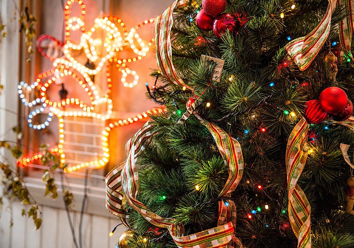 Árbol de Navidad en el hogar