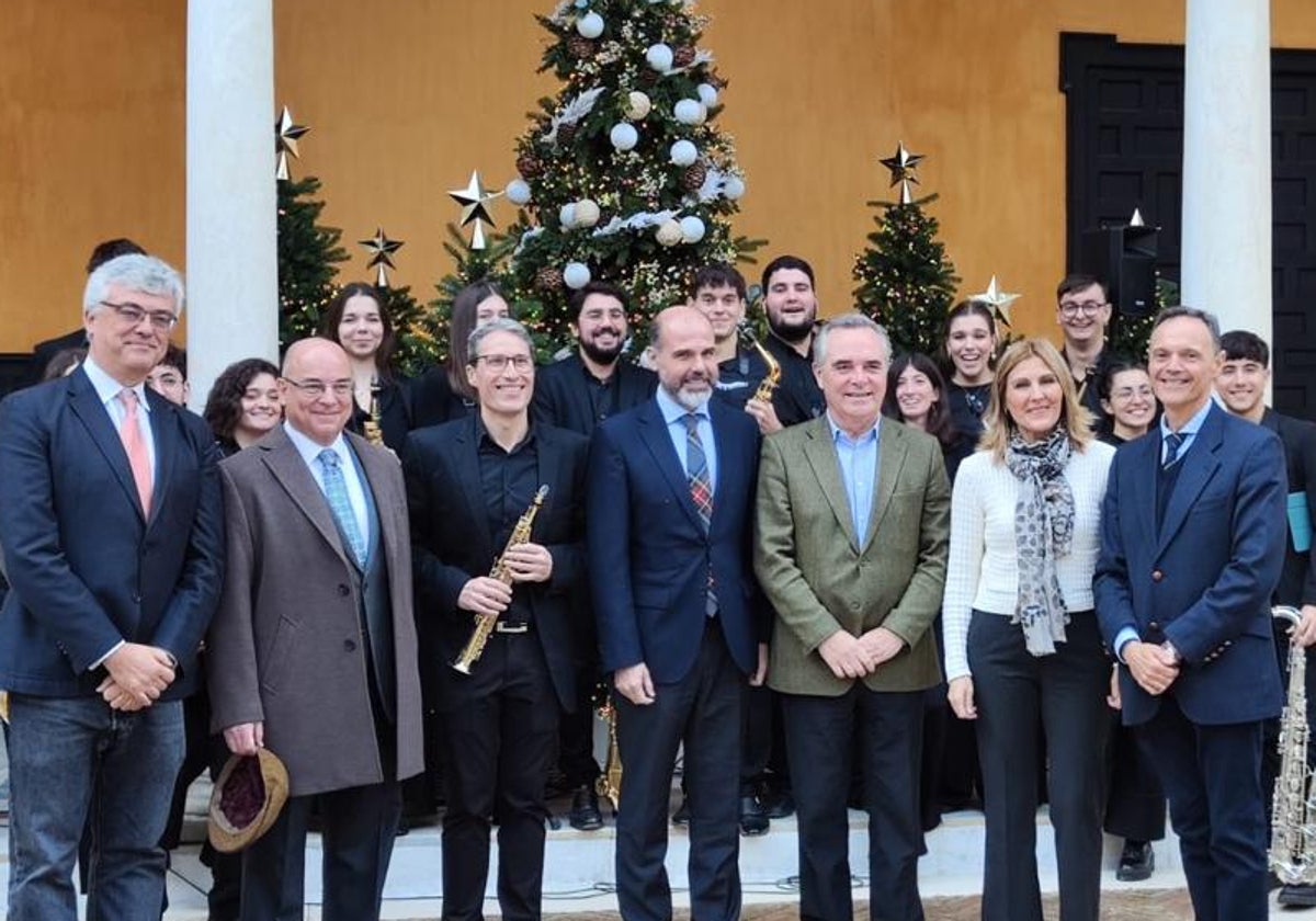 Presentación de las actividades navideñas del Alcázar con la actuación de Clara Sonus
