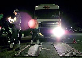 La Guardia Civil detiene a cuatro personas por robo de camiones en La Campana