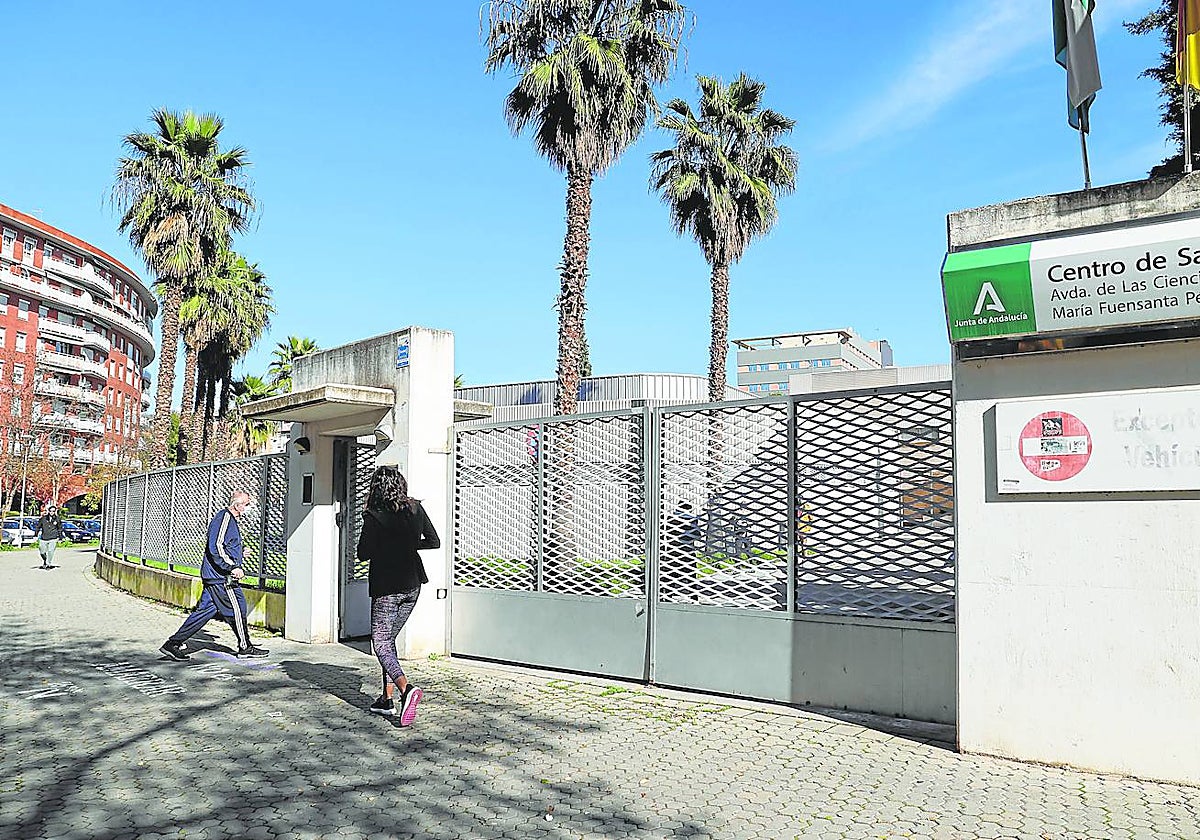 El centro de salud Fuensanta Pérez Quiles es uno de los que seguirá abriendo por las tardes durante toda la Navidad