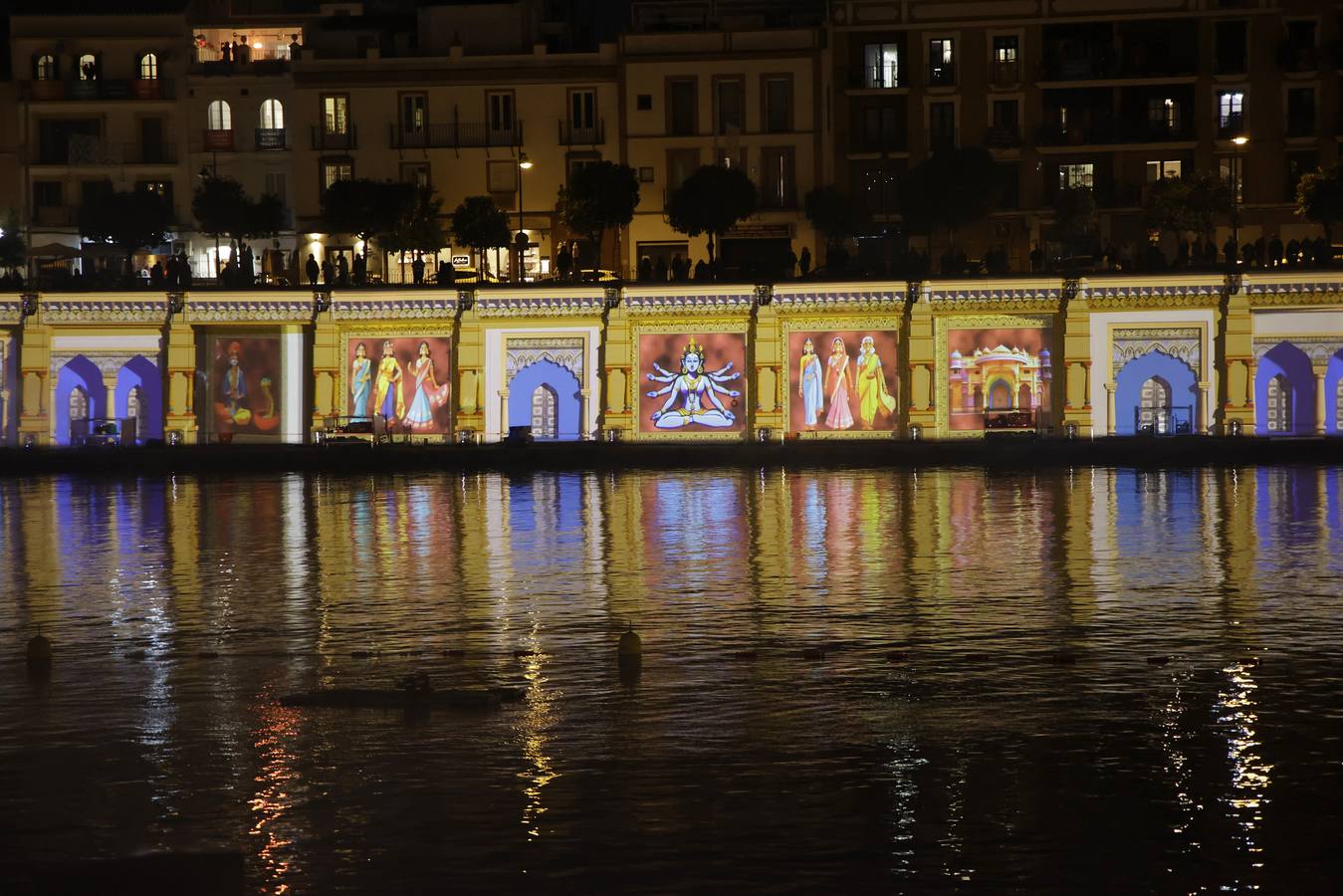 El estreno del espectáculo Navigalia, el 'mapping' navideño de Sevilla
