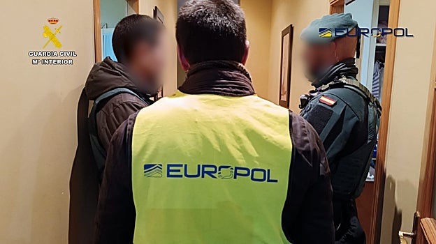 El detenido en su vivienda de La Rinconada