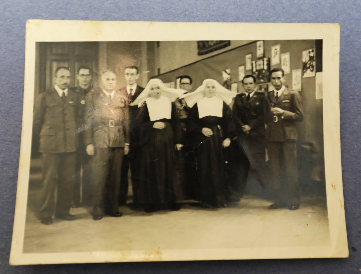 María José y Rosa María Trías Vargas han entregado las obras de Escobar a la Galería ABC de Sevilla