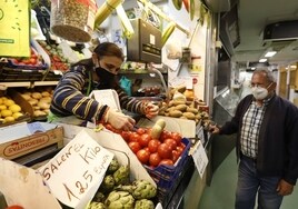 El IPC baja al 3,3% en Andalucía y los alimentos frenan su crecimiento al 7,2%