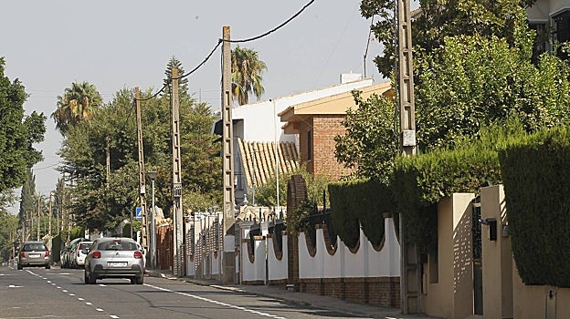 La casa por el tejado: los siete barrios de Sevilla que siguen incomunicados