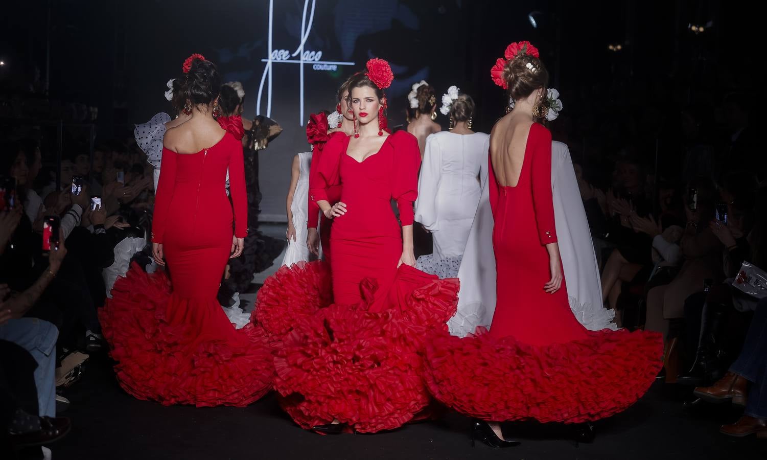 Quinto desfile de marcas emergentes con Nuria Moraza, Ángela Trigo y José Paco Couture