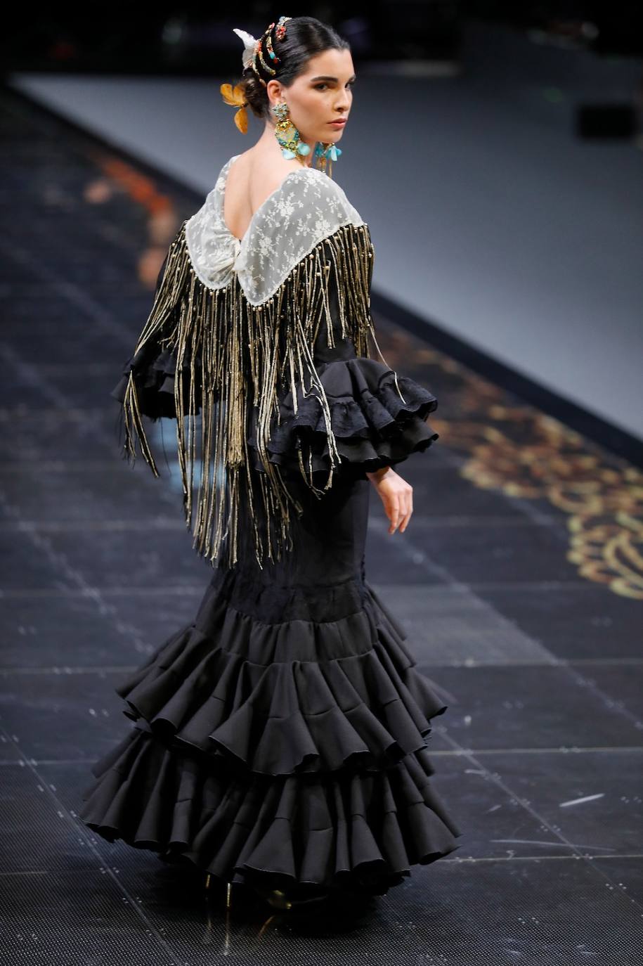 El desfile de Aurora Gaviño en SIMOF 2024