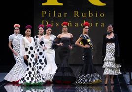 El desfile de Pilar Rubio en SIMOF 2024, en imágenes