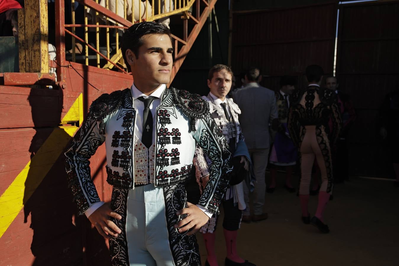 Momentos del encierro celebrado este sábado en La Puebla del Río