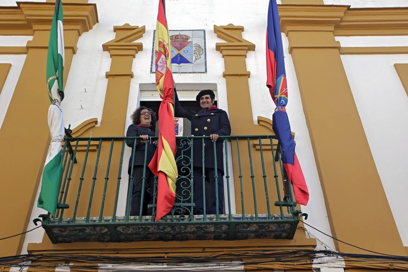Momentos del encierro celebrado este sábado en La Puebla del Río