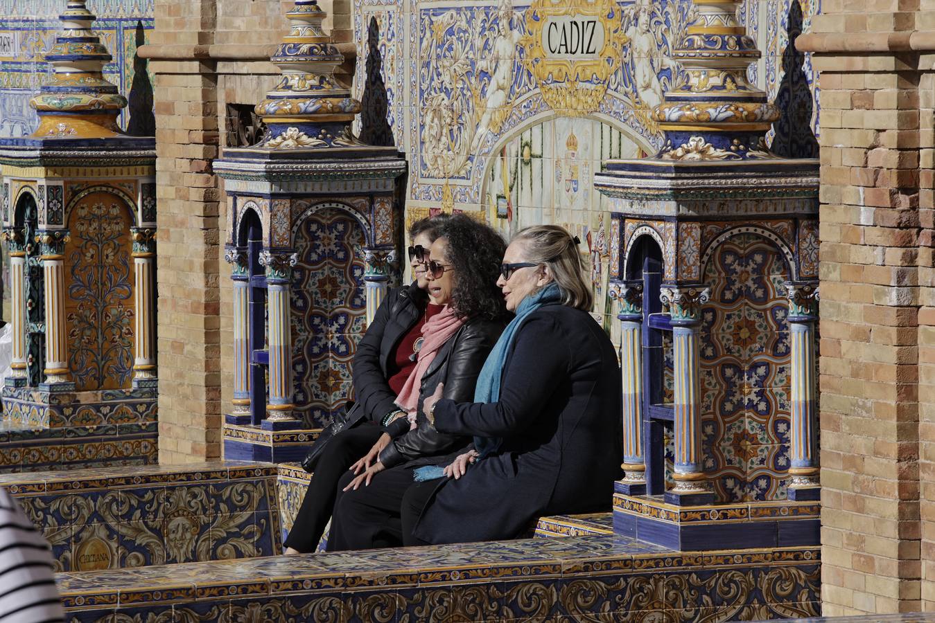 Hillary Clinton, en su visita a la Plaza de España y el Archivo de Indias