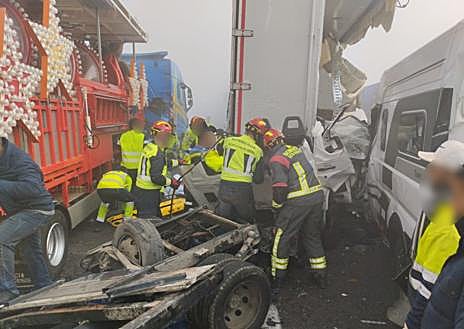 Imagen secundaria 1 - Imágenes del accidente mortal