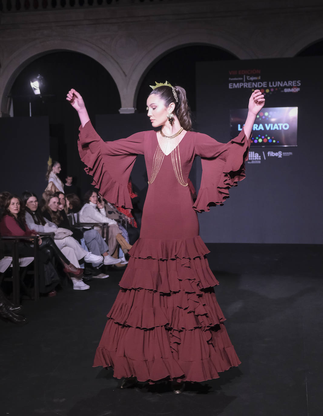 La Fundación Cajasol de Sevilla acoge el desfile de Emprende Lunares