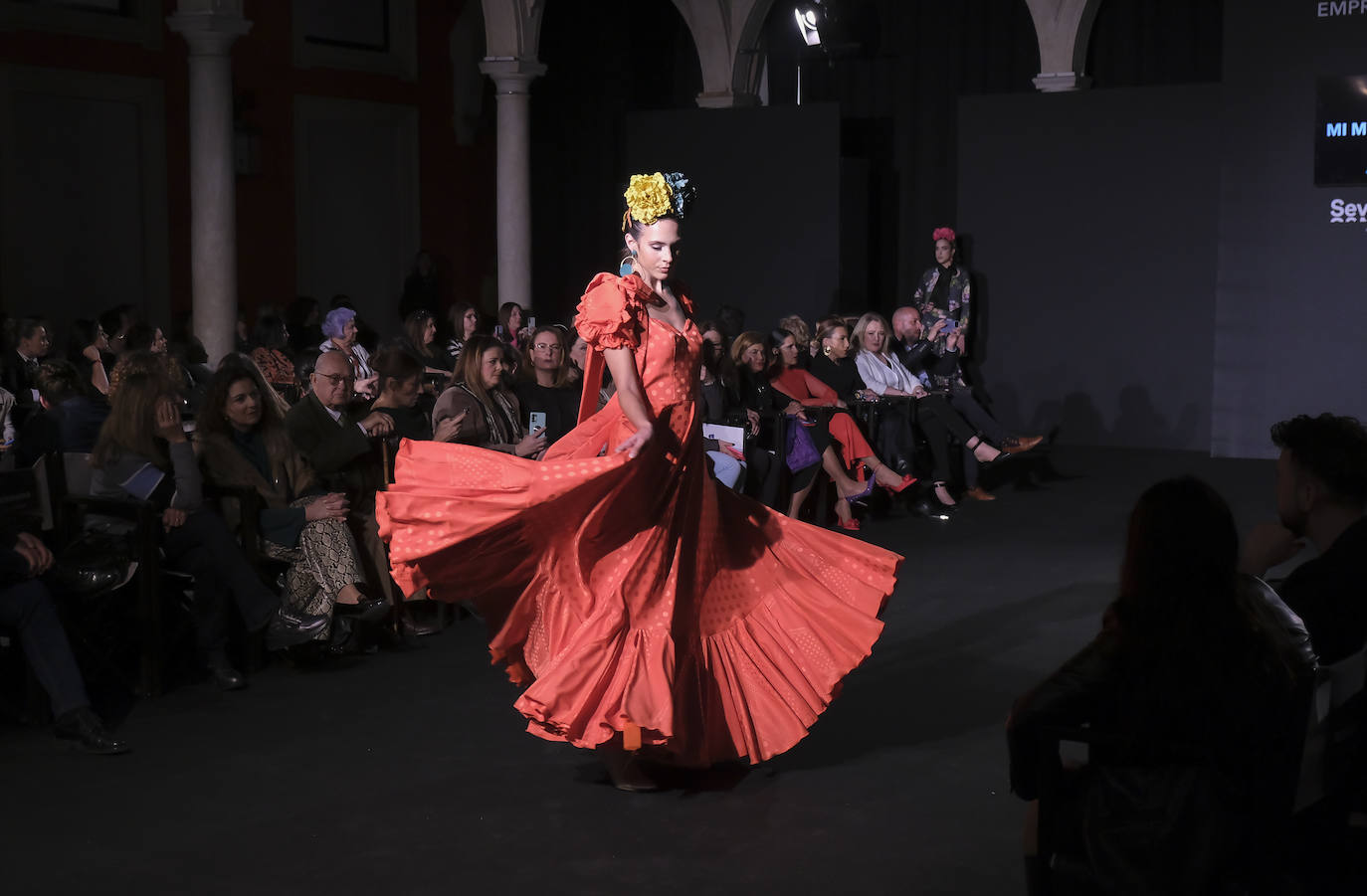 La Fundación Cajasol de Sevilla acoge el desfile de Emprende Lunares