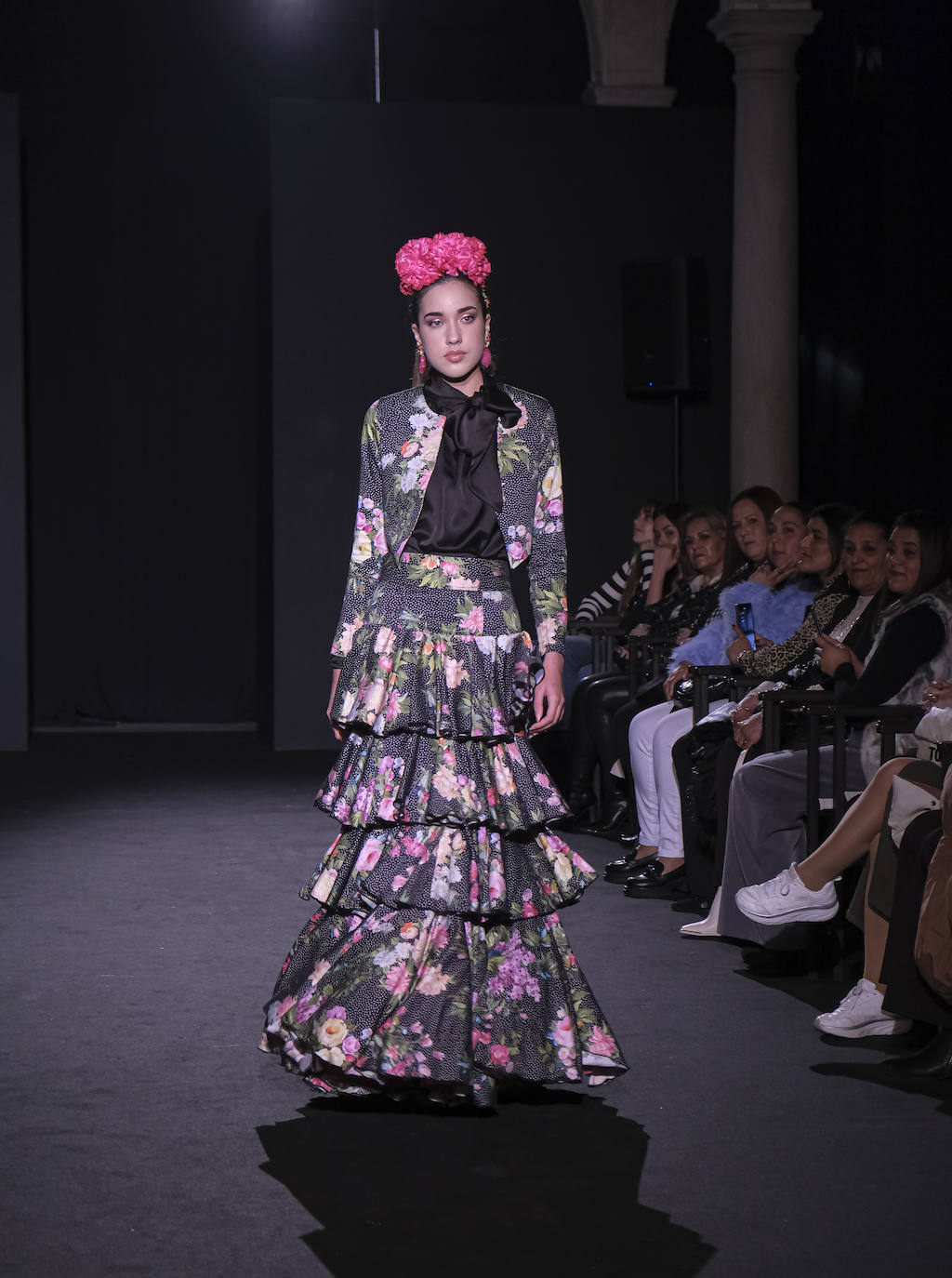 La Fundación Cajasol de Sevilla acoge el desfile de Emprende Lunares