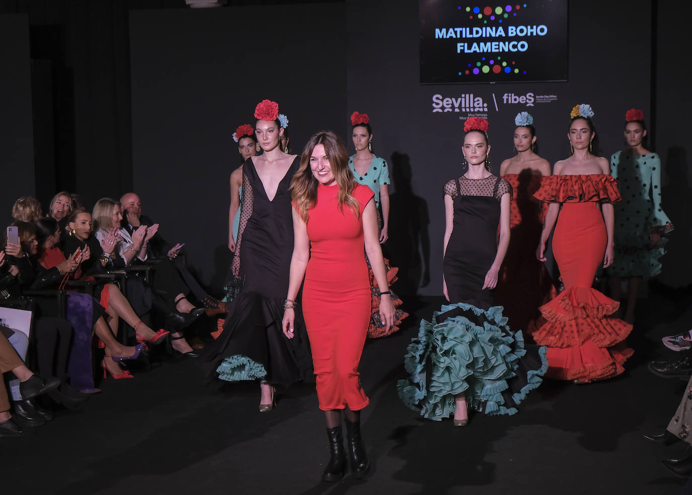 La Fundación Cajasol de Sevilla acoge el desfile de Emprende Lunares