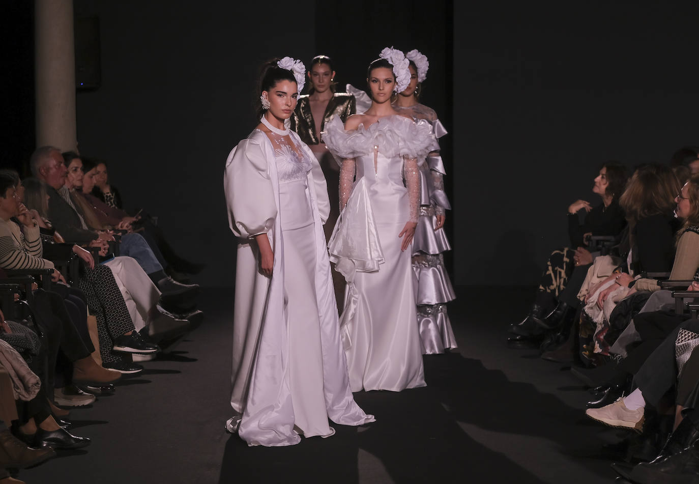 La Fundación Cajasol de Sevilla acoge el desfile de Emprende Lunares