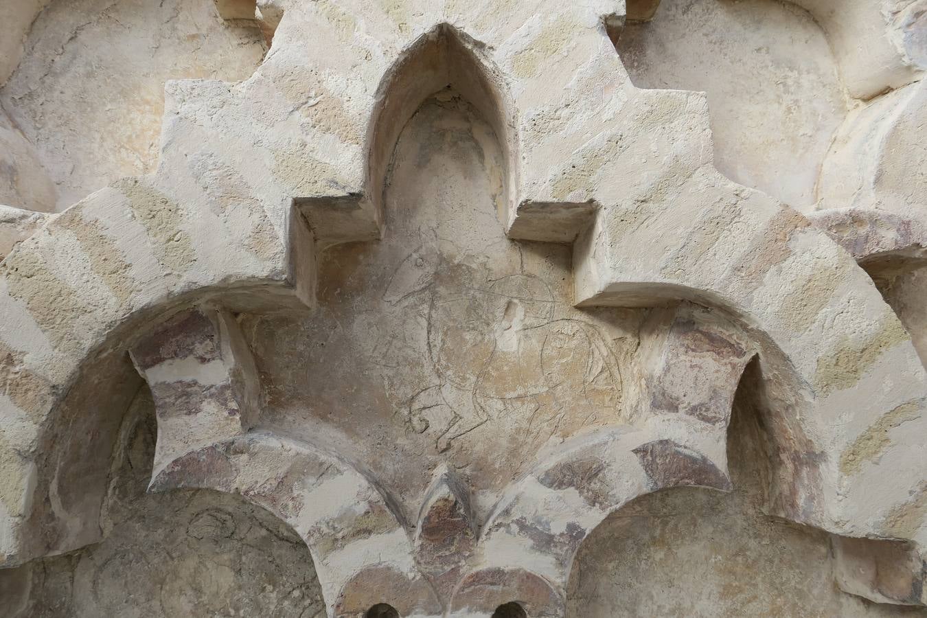 Dibujos hallados en la Giralda