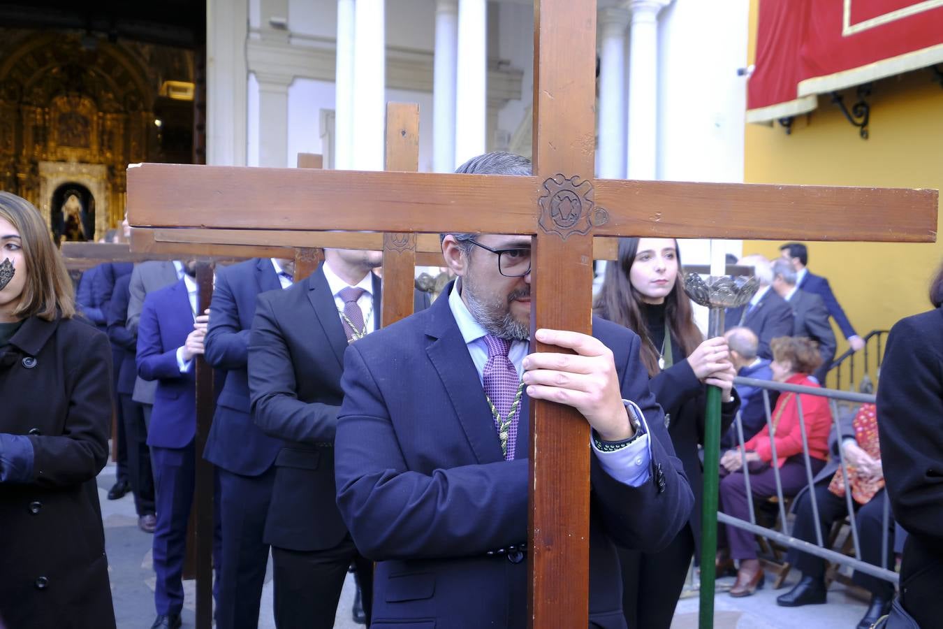 Las calles por las que discurrió el Vía Crucis estaban abarrotadas de gente