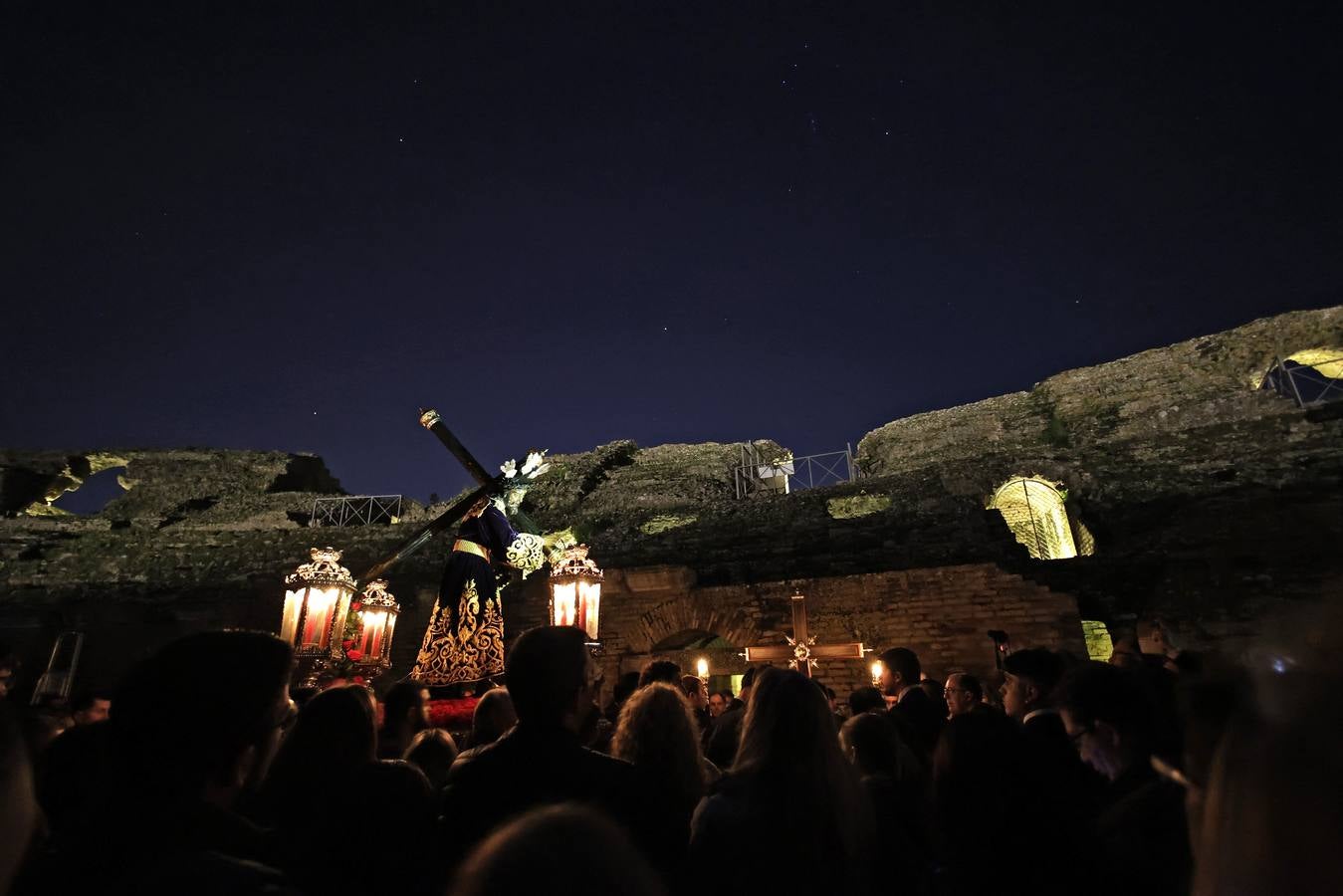 Vía Crucis de Jesús Nazareno por Itálica