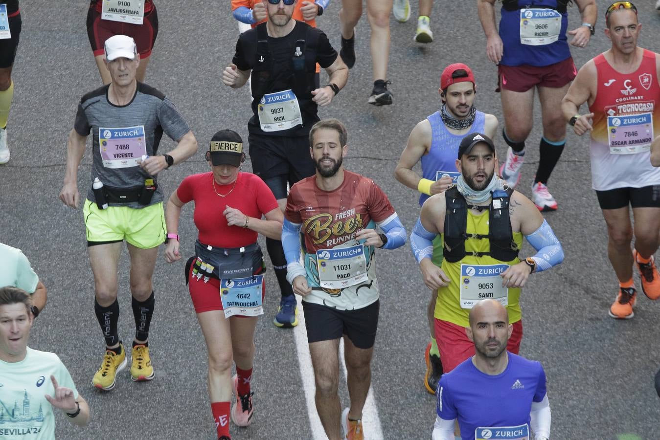 Corredores por el centro histórico de Sevilla