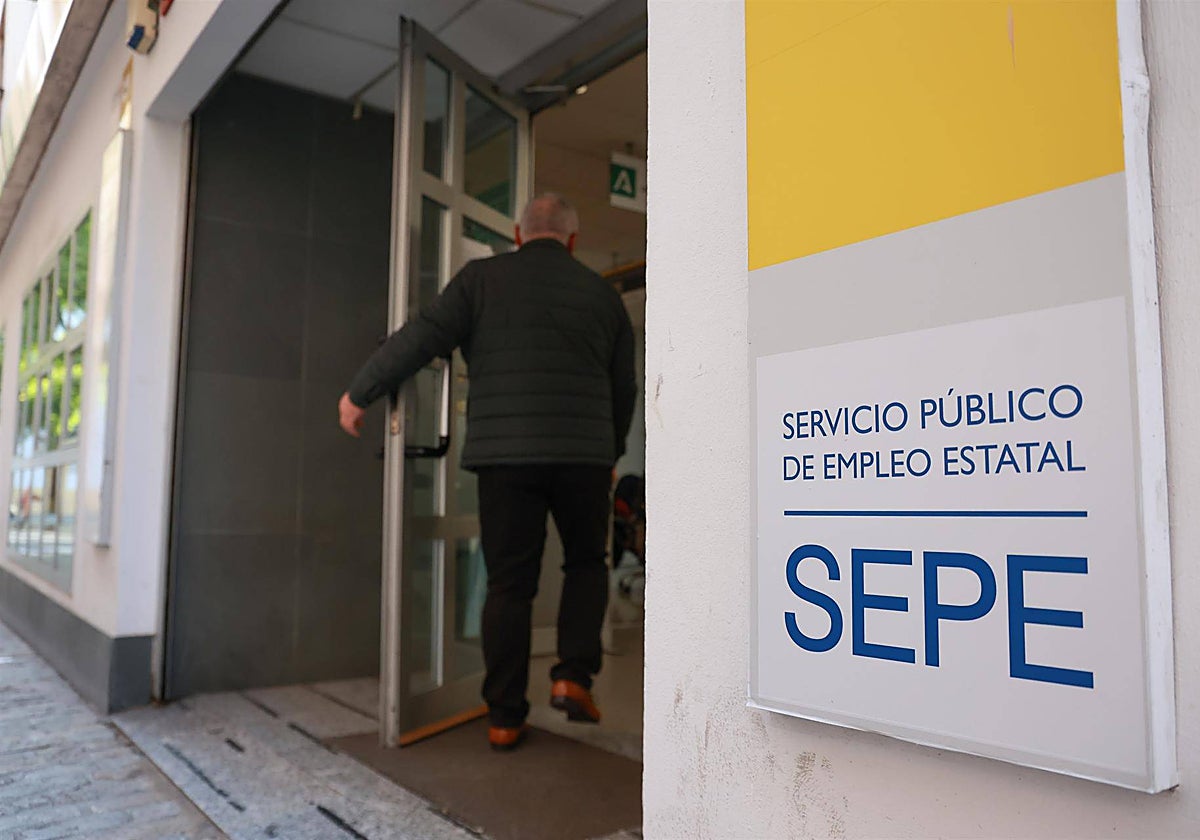 Estas son las personas que pueden cobrar la ayuda RAI del SEPE de 480 ...