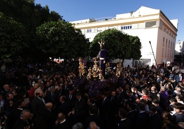 Un Vía Crucis de las Cofradías de Sevilla que vale una Redención