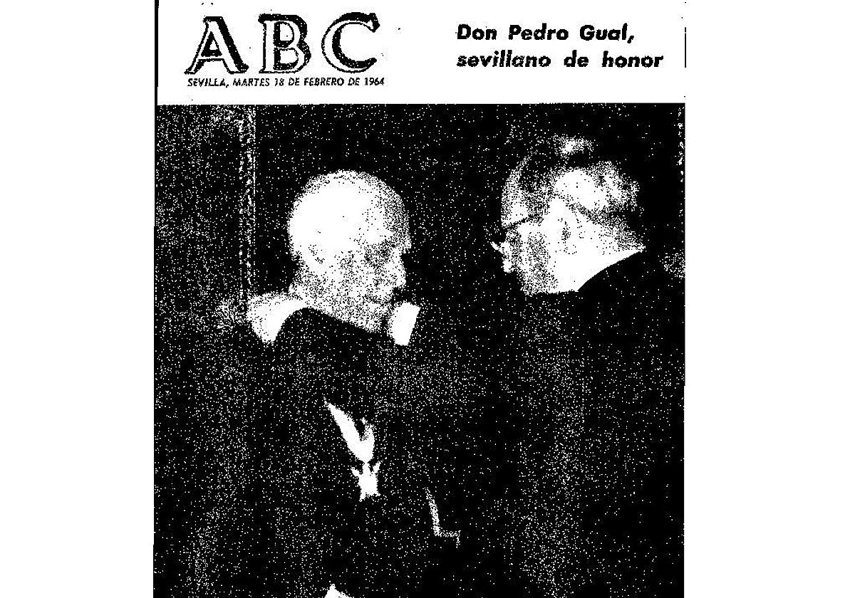 Pedro Gual Villalbí recibió del Ayuntamiento la medalla de oro de la ciudad en febrero de 1964