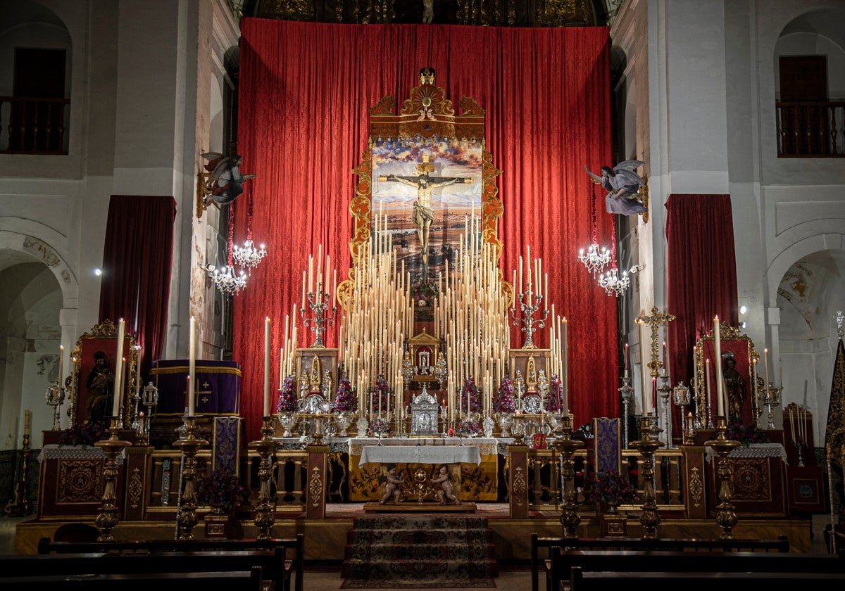 Altar de quinario del Cristo del Buen Fin