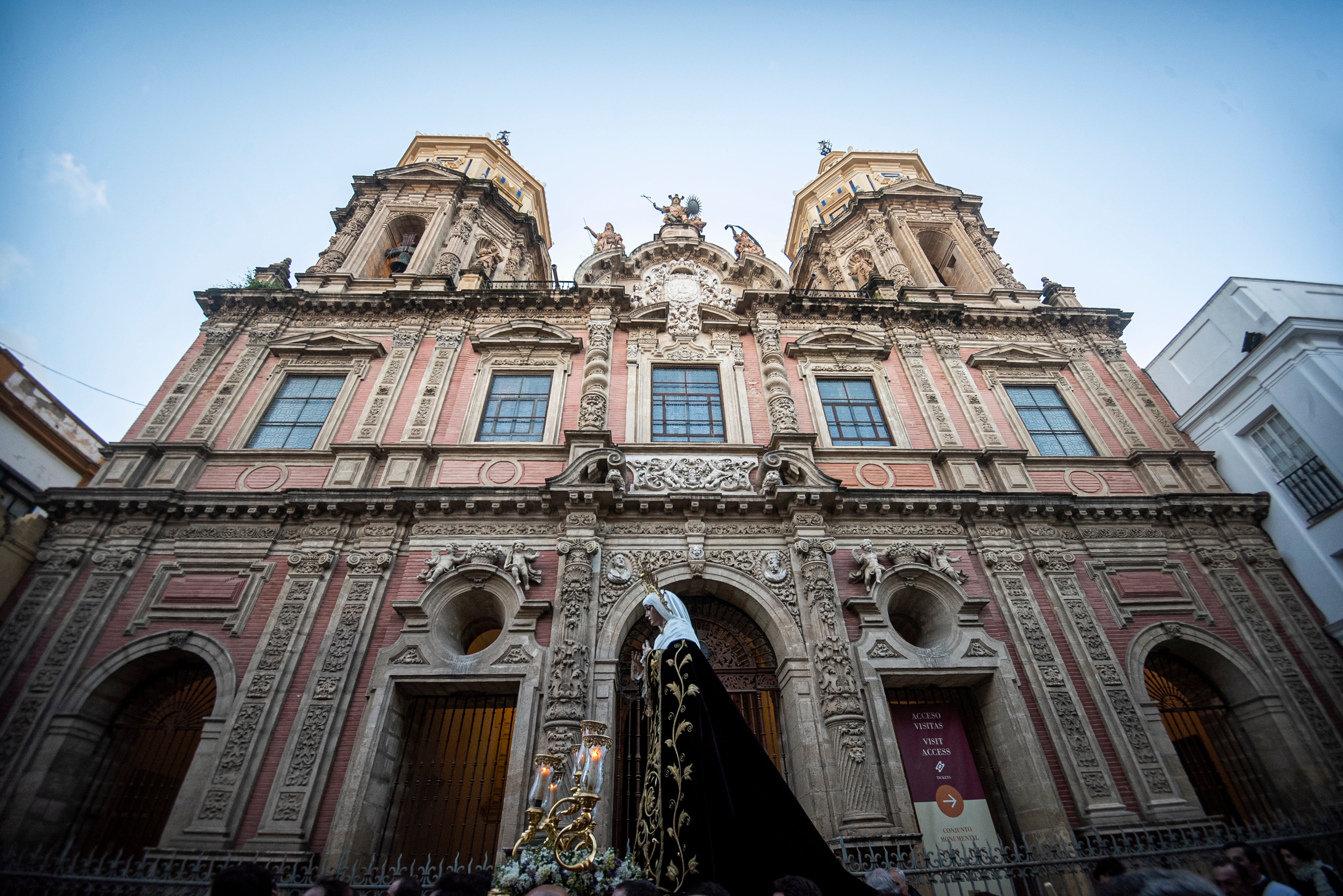 La Virgen del Amor de la Resurrección