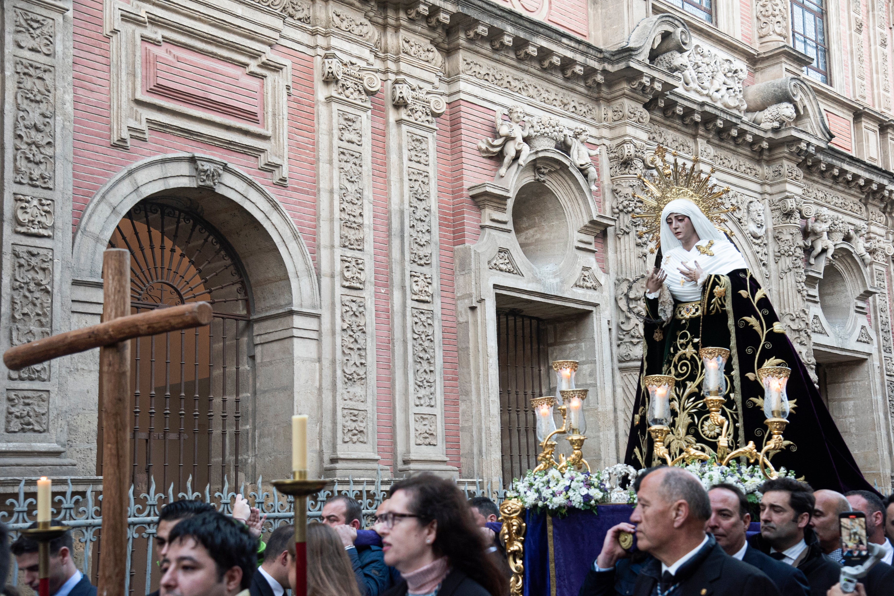 La Virgen del Amor de la Resurrección