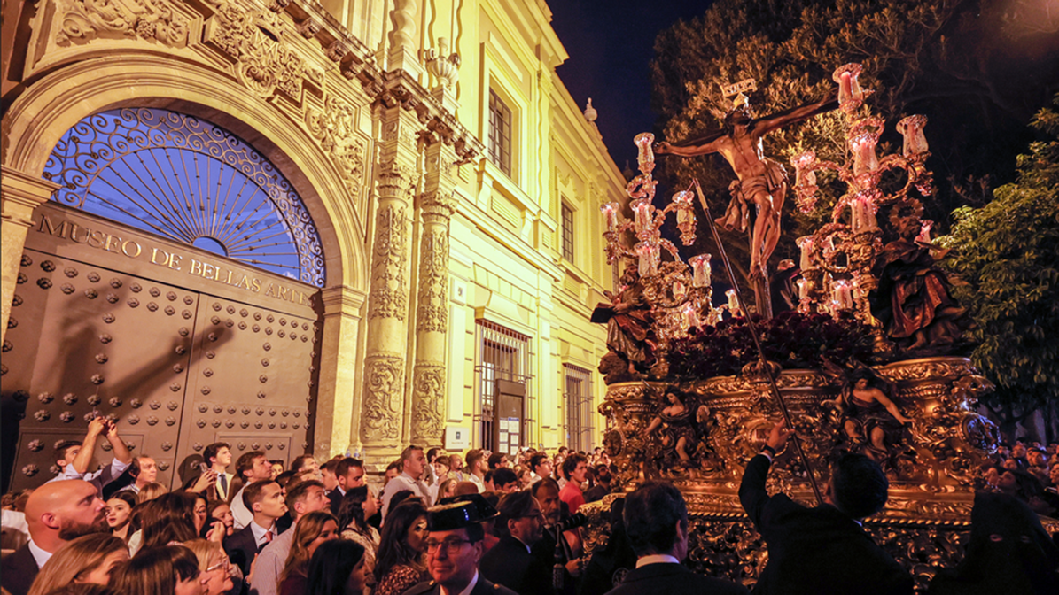 El Santísimo Cristo de la Expiración, de la Hermandad del Museo, un Lunes Santo