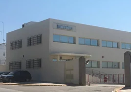 Empresa Interoliva, ubicada en Dos Hermanas (Sevilla), que acaba de adquirir el grupo alimentario IAN