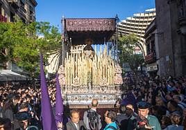 Itinerarios y horarios del Jueves Santo de la Semana Santa de Sevilla 2024