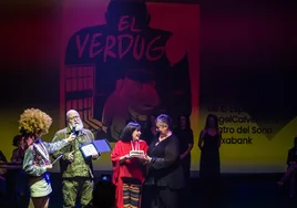 'El verdugo' y Manuel Liñán, ganadores de los Premios Lorca en una gala reivindicativa y con tonos festivos