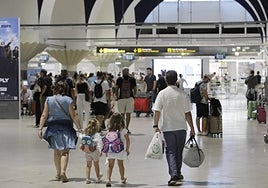 El aeropuerto de Sevilla acogerá más de 35.000 operaciones para el verano