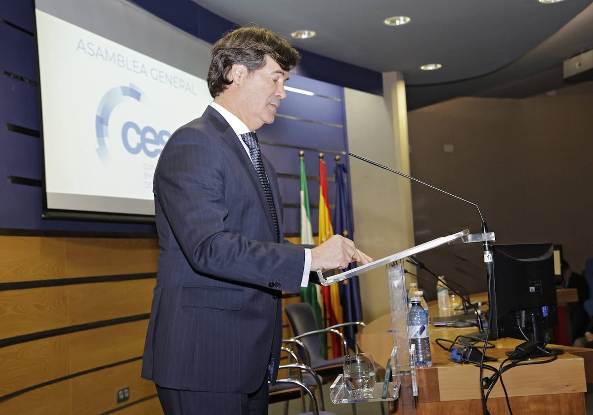 Miguel Rus, en una asamblea de la Confederación de Empresarios de Sevilla