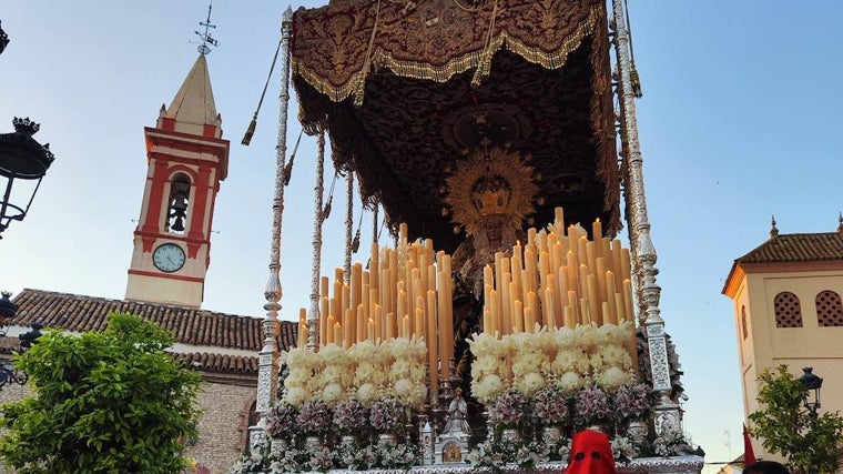 El paso de palio de la Soledad de Castilleja de la Cuesta