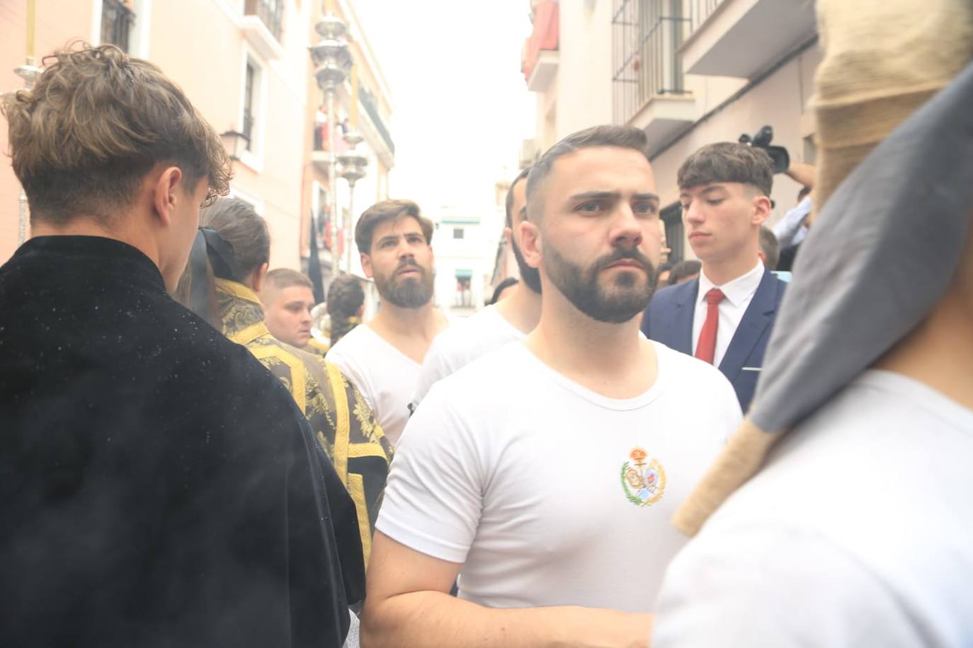 La hermandad de Jesús Despojado realiza su estación de penitencia con normalidad a pesar de las previsiones meteorológicas