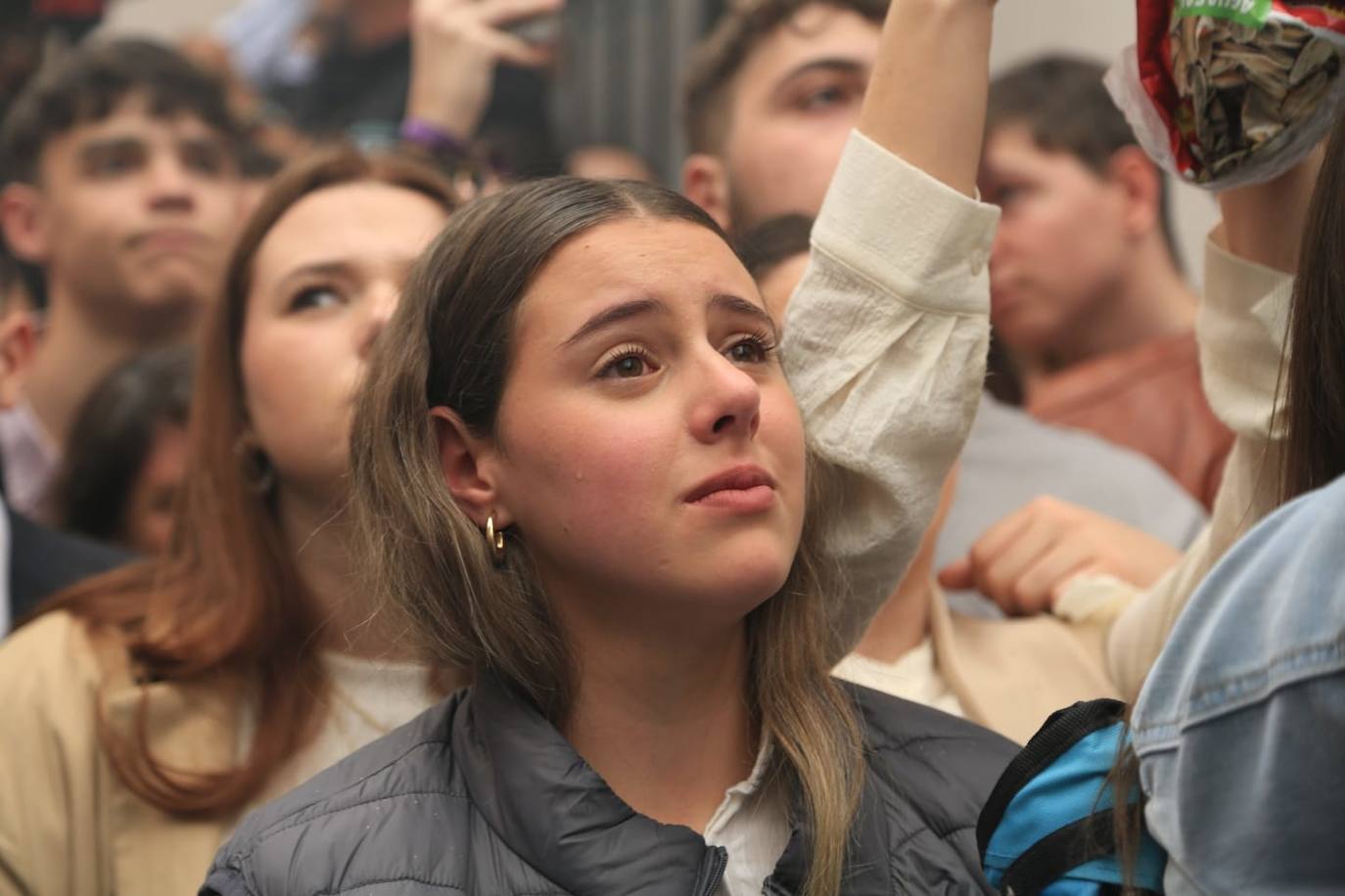 La hermandad de Jesús Despojado realiza su estación de penitencia con normalidad a pesar de las previsiones meteorológicas