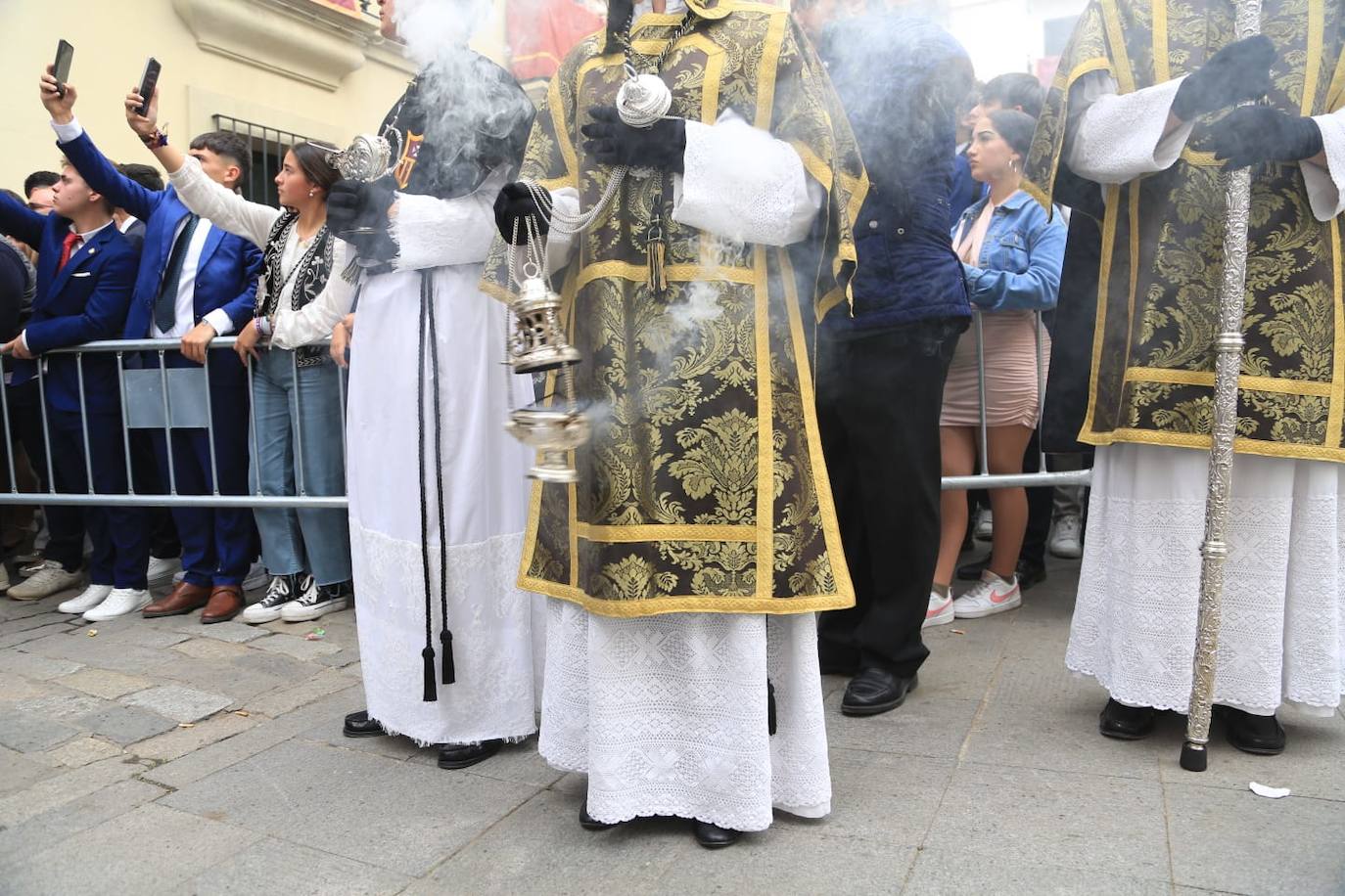 La hermandad de Jesús Despojado realiza su estación de penitencia con normalidad a pesar de las previsiones meteorológicas