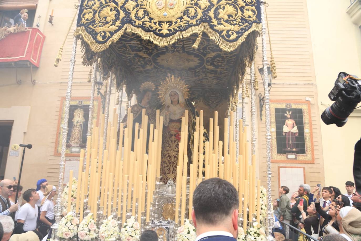 La hermandad de Jesús Despojado realiza su estación de penitencia con normalidad a pesar de las previsiones meteorológicas