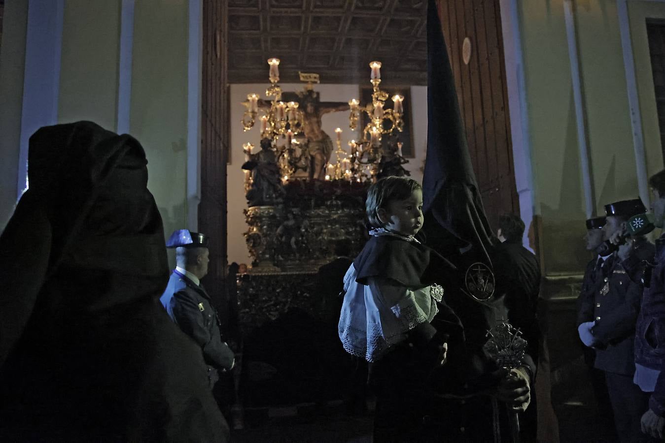 La noche del Lunes Santo se vivió gran emoción con la salida del Museo