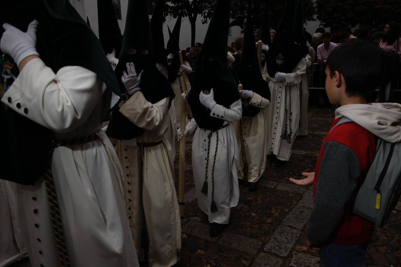 La Redención realiza su estación de penitencia a la Catedral de Sevilla este Lunes Santo 