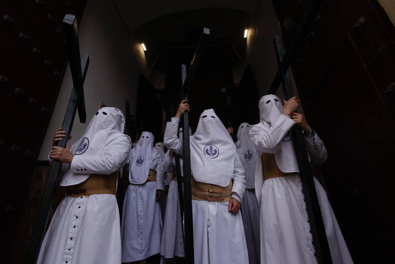 Salida de la hermandad de la Candelaria en la Semana Santa de Sevilla 2024
