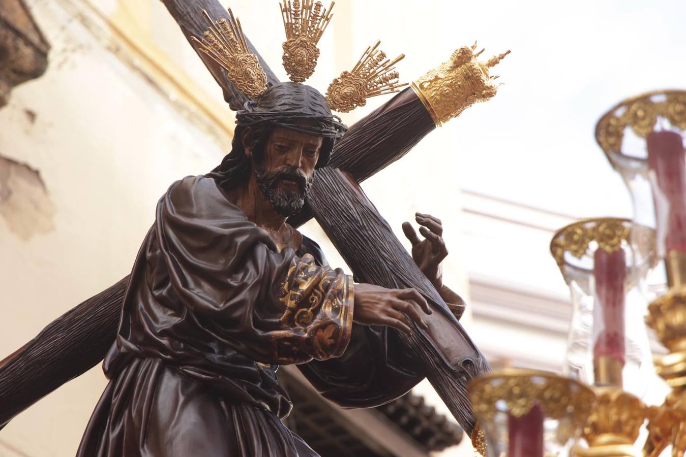 Salida de la hermandad de la Candelaria en la Semana Santa de Sevilla 2024