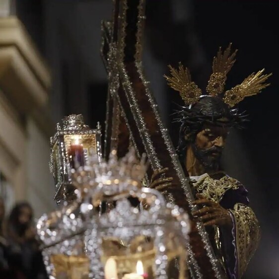 Salida de la hermandad del Silencio en la Madrugada de la Semana Santa de Sevilla 2023