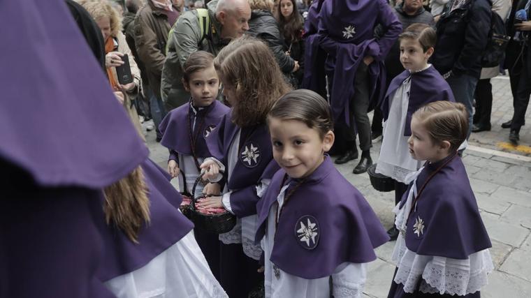 Jueves Santo de la Semana Santa de Sevilla 2024, en imágenes